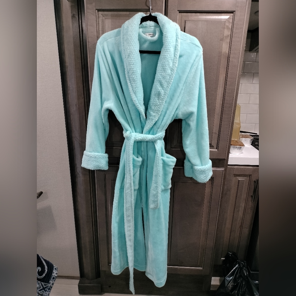 Sonoma robe
